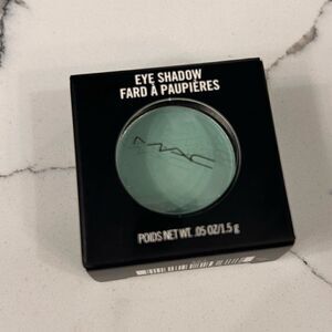 Mac eyeshadow